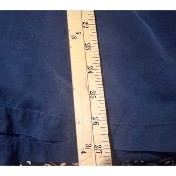 Vintage Tommy Bahama Shirt Embroidered “Strum in the New Year” Silk Blue Men’s M - Picture 7 of 7